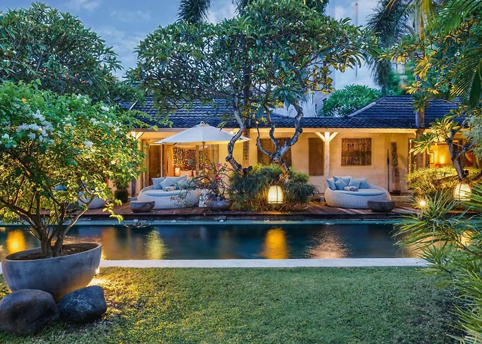 Cinta Damai - Stunning & Stylish 4br Luxury In The Heart Of Seminyak, Just A 10-min Walk To The スミニャック
