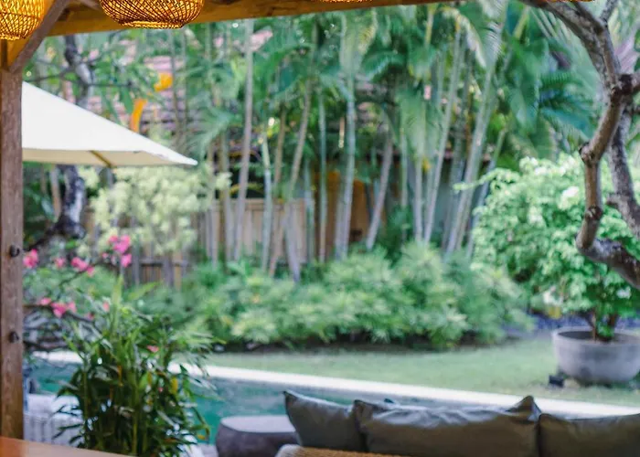 Cinta Damai - Stunning & Stylish 4br Luxury In The Heart Of Seminyak, Just A 10-min Walk To The ヴィラ *