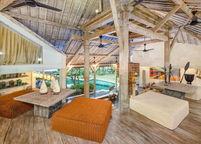 ヴィラ Cinta Damai - Stunning & Stylish 4br Luxury In The Heart Of Seminyak, Just A 10-min Walk To The
