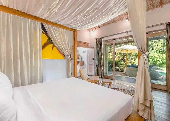 Cinta Damai - Stunning & Stylish 4br Luxury In The Heart Of Seminyak, Just A 10-min Walk To The スミニャック