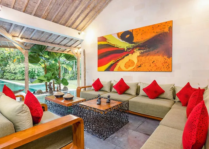 Cinta Damai - Stunning & Stylish 4br Luxury In The Heart Of Seminyak, Just A 10-min Walk To The