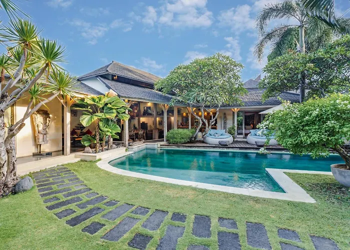 ヴィラ Cinta Damai - Stunning & Stylish 4br Luxury In The Heart Of Seminyak, Just A 10-min Walk To The スミニャック